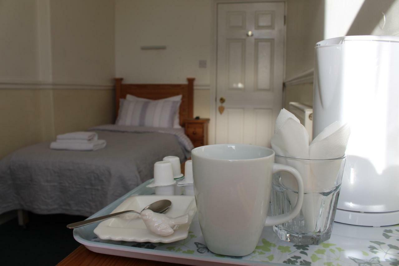 The Elms Guest House Bristol Filton Екстериор снимка